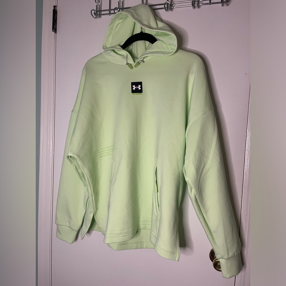 Under Armor Sweatshirt